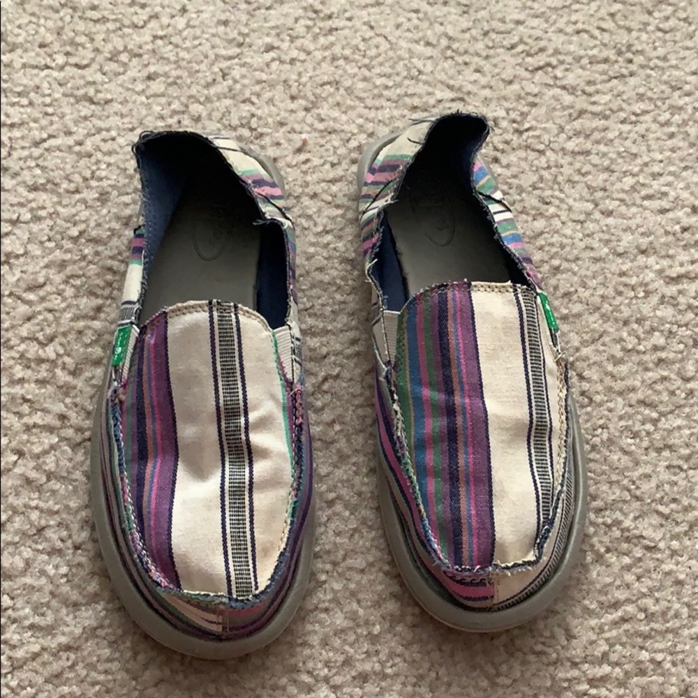 Sanuks